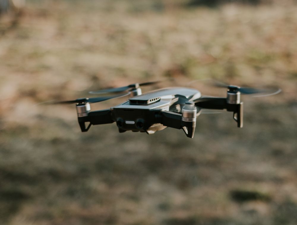 Building Multilingual Themes: A Comprehensive Guide Drone Flying In The Sky LCQ48PR 1